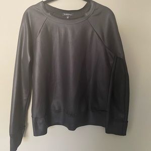 Koral black pullover